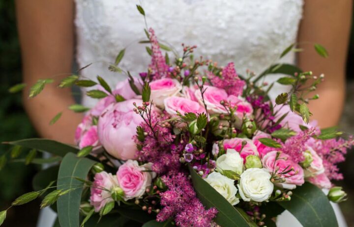  bouquet-mariee-rose-blanche-pivoine-rose 