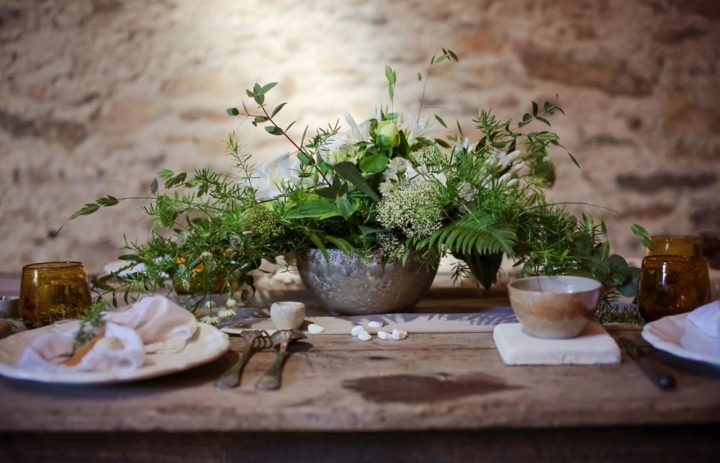  decoration-centre-table-vegetal-vert-blanc 