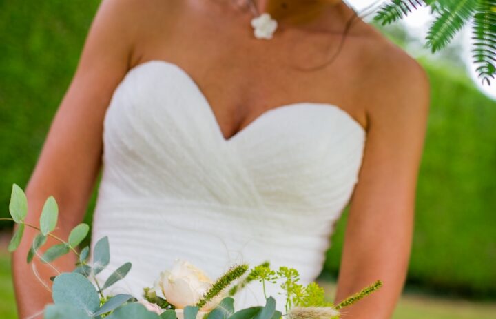  Mariée et bouquet 